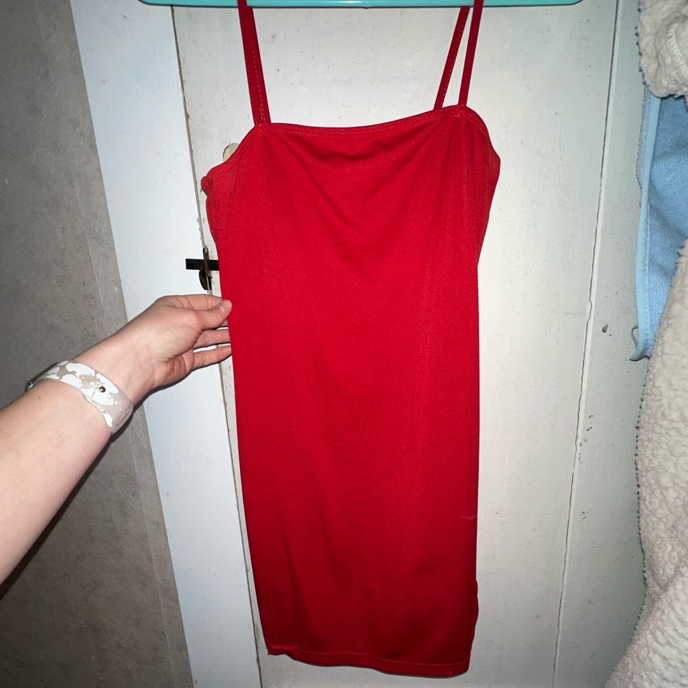 Red bodycon dress
